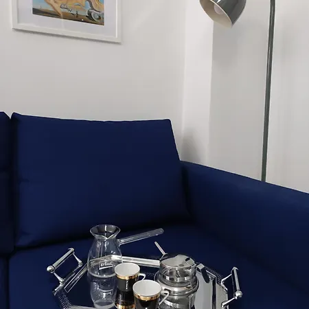 Aquablue 雅戈丁那