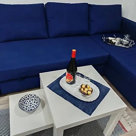 公寓 Aquablue 雅戈丁那