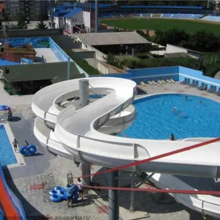 Aquablue * 雅戈丁那