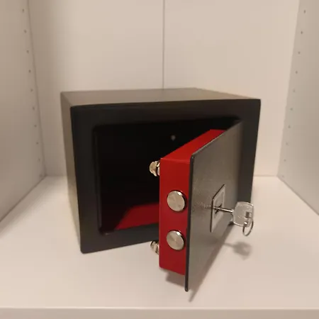 Aquablue 雅戈丁那